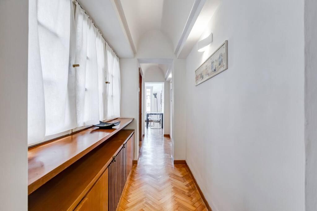 Luminous Apartment Few Steps From Piazza Navona Exterior photo