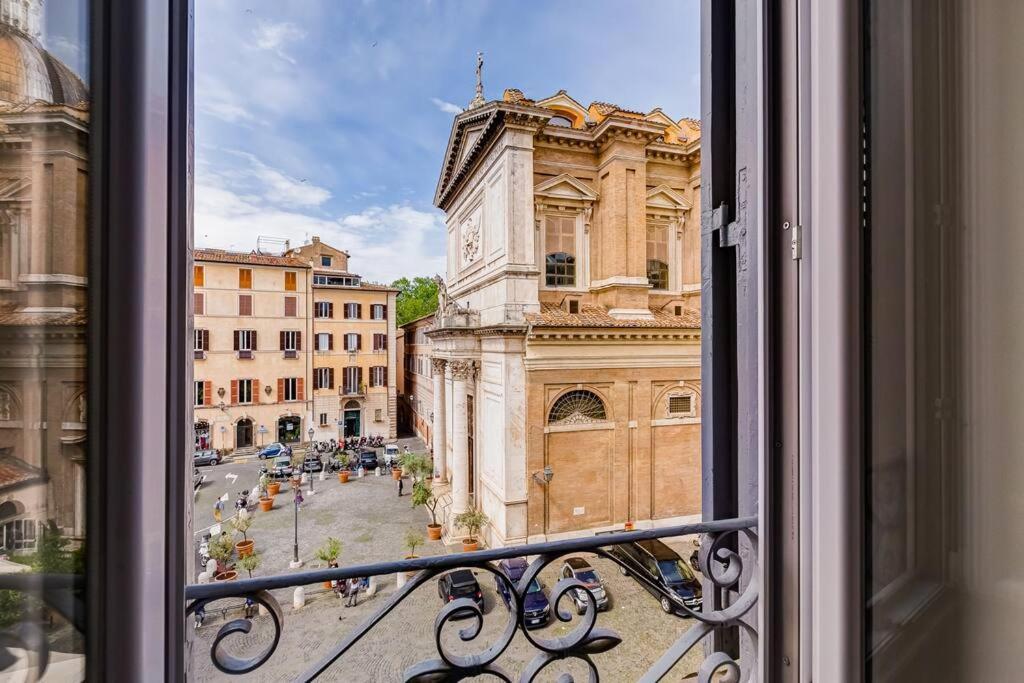 Luminous Apartment Few Steps From Piazza Navona Exterior photo